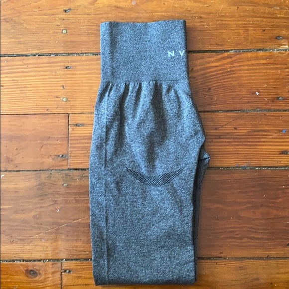 NVGTN Black Speckled Seamless Leggings - Picture 3 of 4